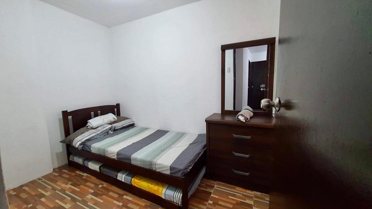 Buder Townhouse Lias Marilao Bulacan Philippines Bagian luar foto